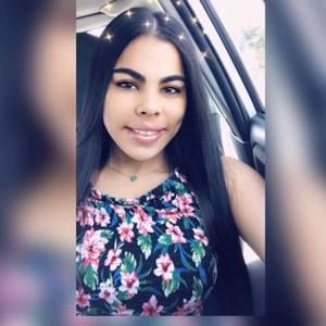 Meet your Posher, Caroline